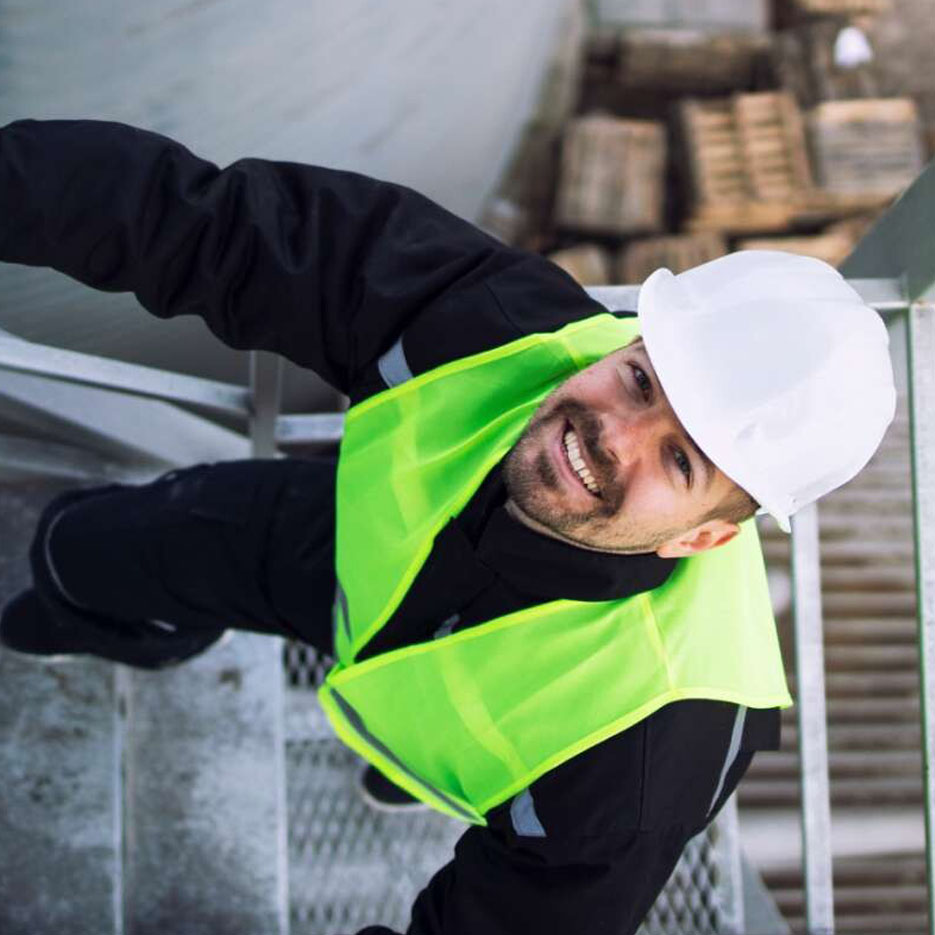 Aerial Lift OSHA Requirements: What You Need to Know for 2025