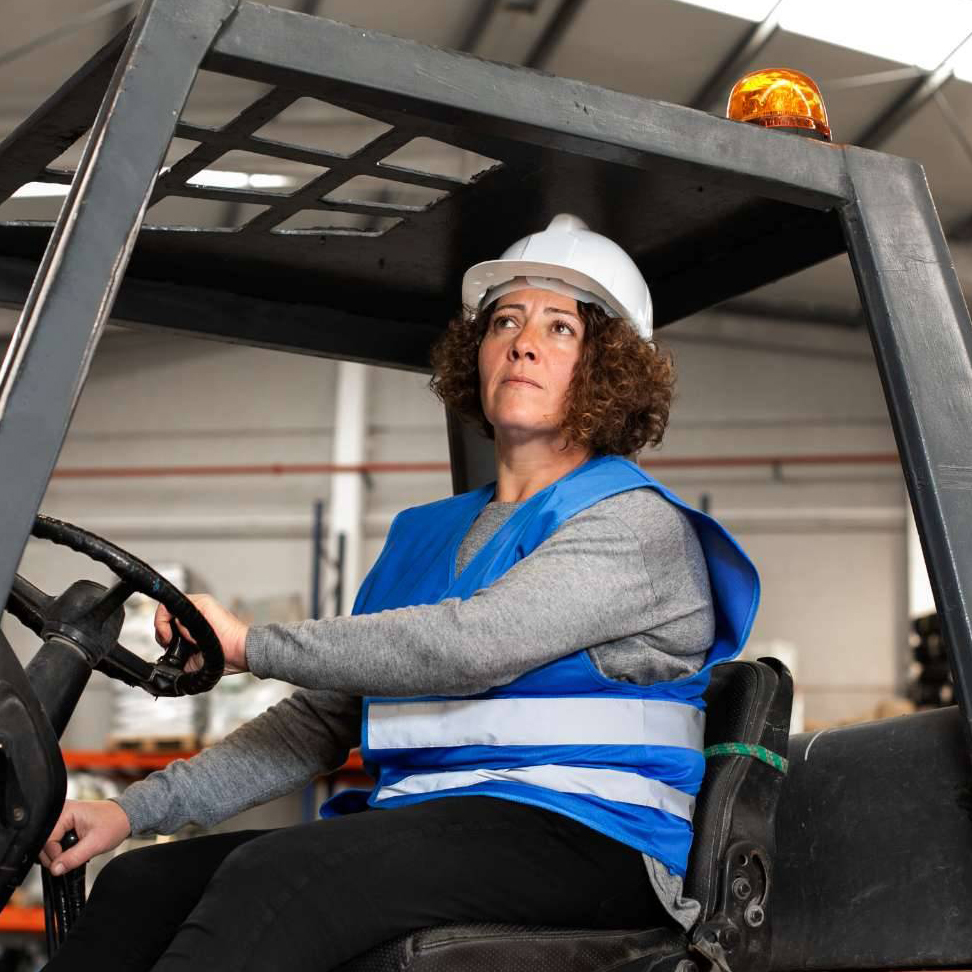 Scissor Lifts for Sale: What to Know Before You Buy